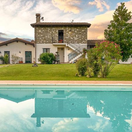 B&B Villa Barbarossa Petrignano Bagian luar foto