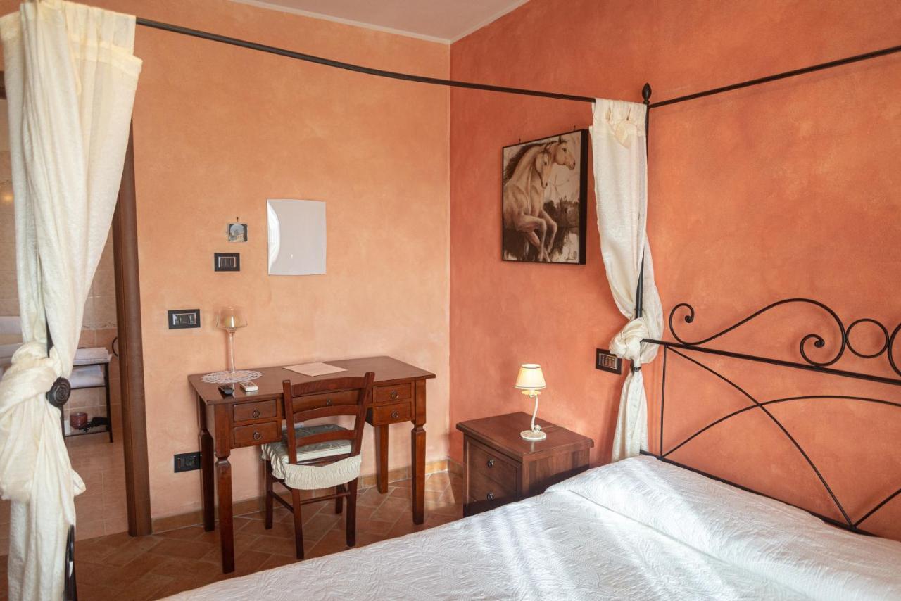 B&B Villa Barbarossa Petrignano Bagian luar foto