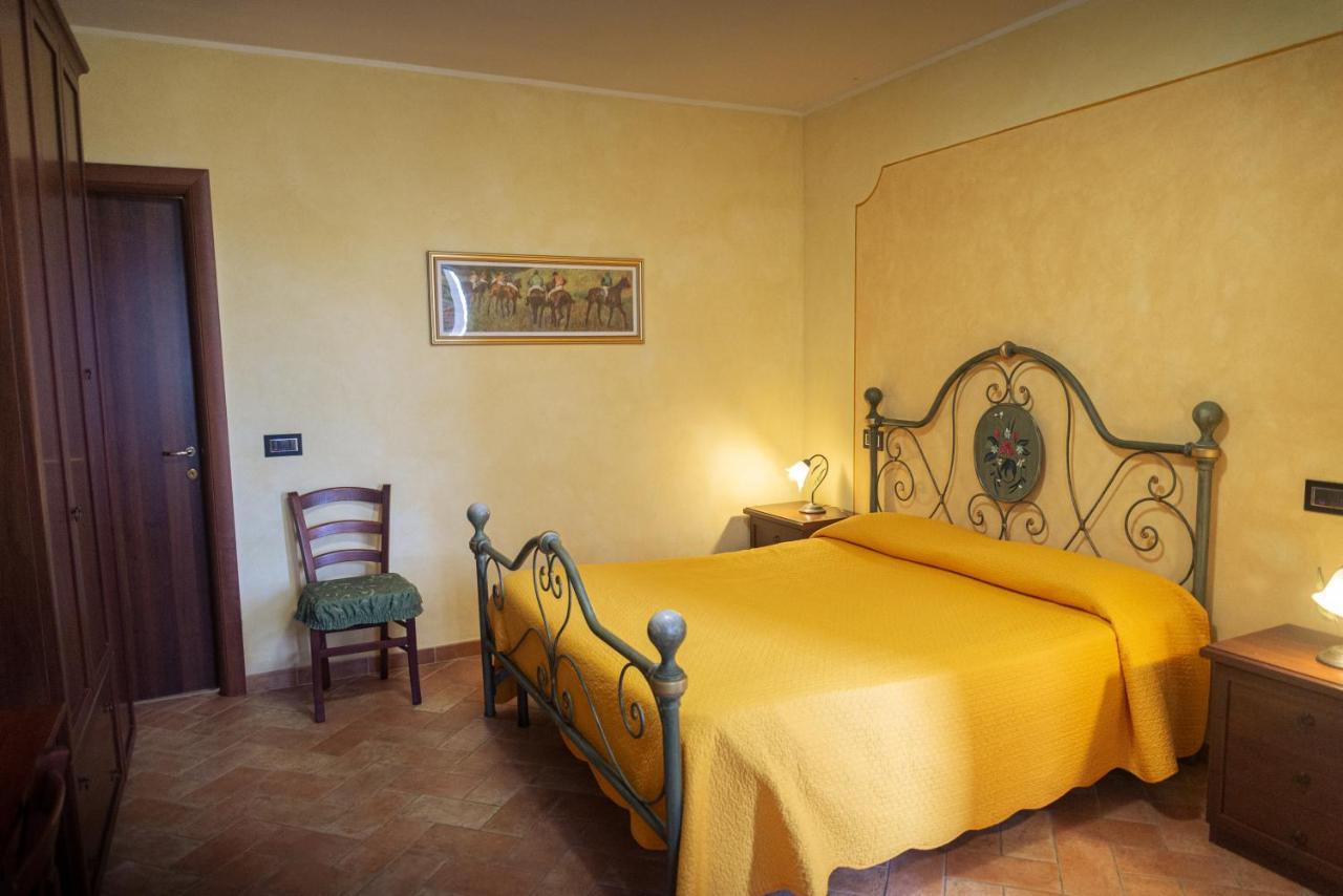 B&B Villa Barbarossa Petrignano Bagian luar foto