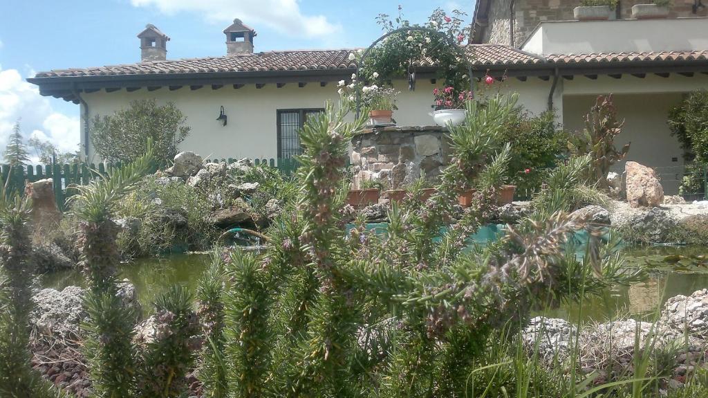 B&B Villa Barbarossa Petrignano Bagian luar foto